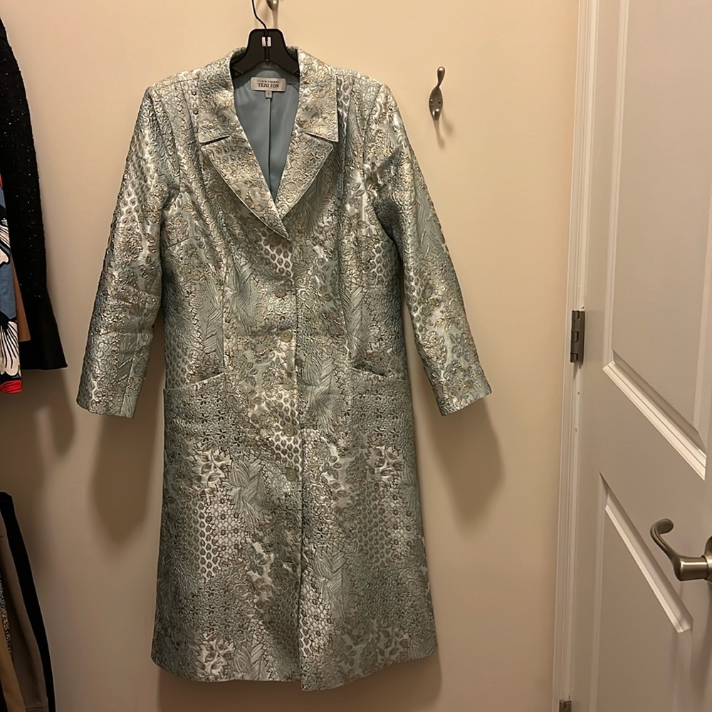 Brocade multi tonal exquisite dress. Metallic jacquard